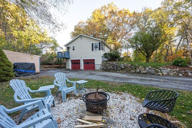 11 Edgeworth Street, Billerica, MA 01821