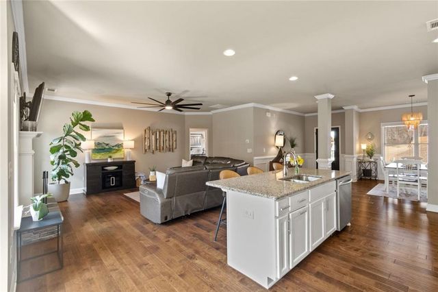 5831 Ridgedale Court, Gainesville, GA 30506