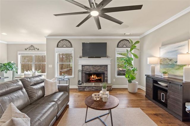 5831 Ridgedale Court, Gainesville, GA 30506