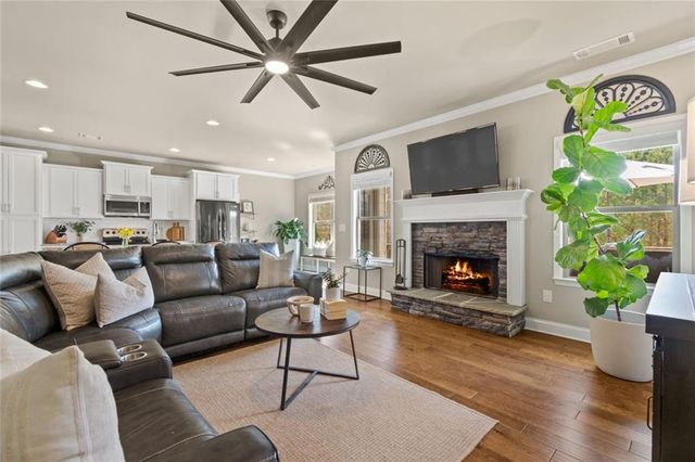 5831 Ridgedale Court, Gainesville, GA 30506