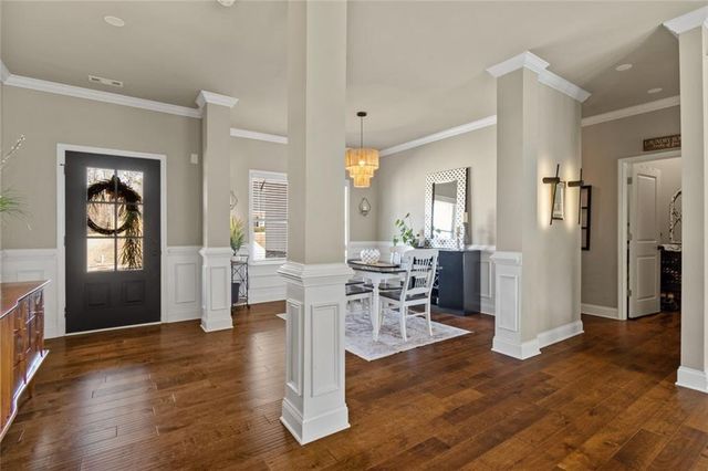 5831 Ridgedale Court, Gainesville, GA 30506