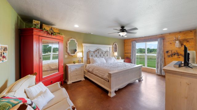 5801 County Road 4128, Scurry, TX 75158