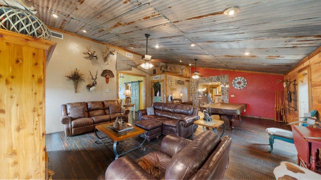 5801 County Road 4128, Scurry, TX 75158