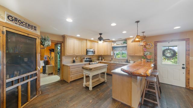 5801 County Road 4128, Scurry, TX 75158