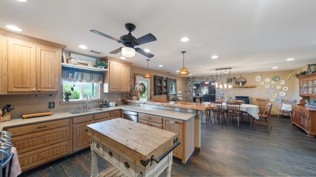 5801 County Road 4128, Scurry, TX 75158