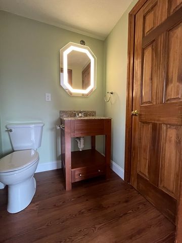 4 Gardner 2, Peabody, MA 01960