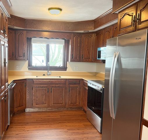 4 Gardner 2, Peabody, MA 01960