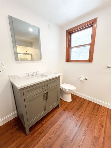 4 Gardner 2, Peabody, MA 01960