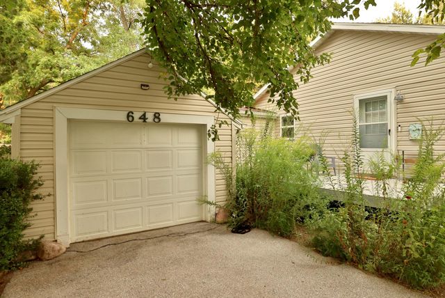 648 S Peach Tree Avenue, Springfield, MO 65802