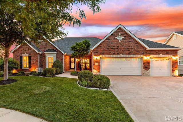 119 Riparian Court, Dardenne Prairie, MO 63368