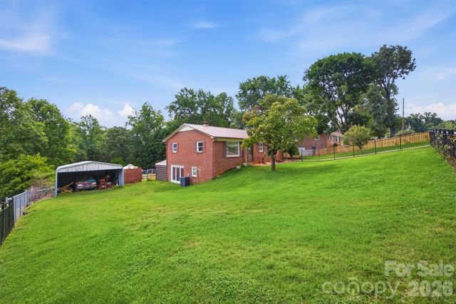 1082 Maple Street, Granite Falls, NC 28630
