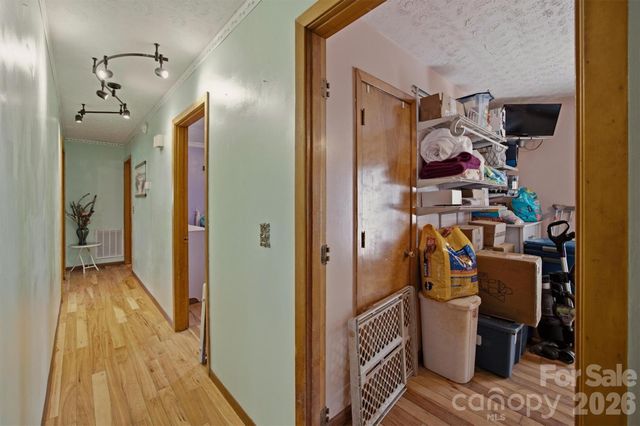 1082 Maple Street, Granite Falls, NC 28630
