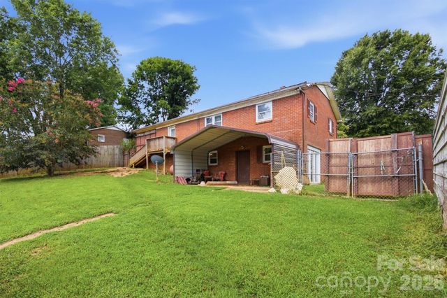 1082 Maple Street, Granite Falls, NC 28630