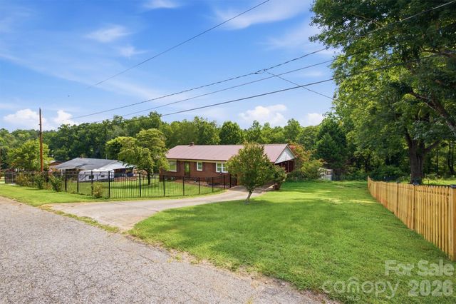 1082 Maple Street, Granite Falls, NC 28630