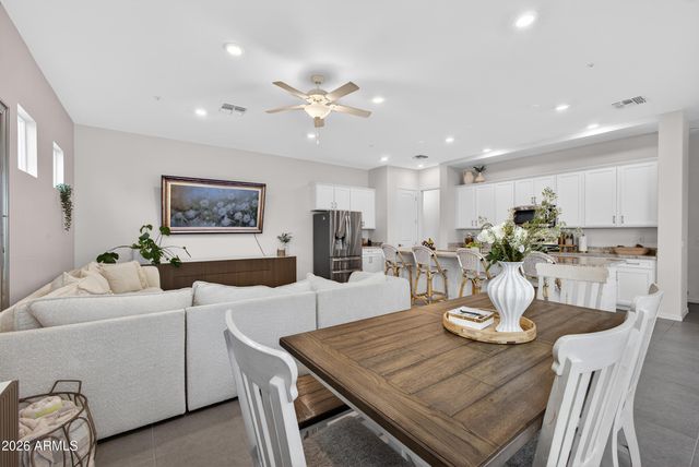 1568 E SHANNON Street, Gilbert, AZ 85295