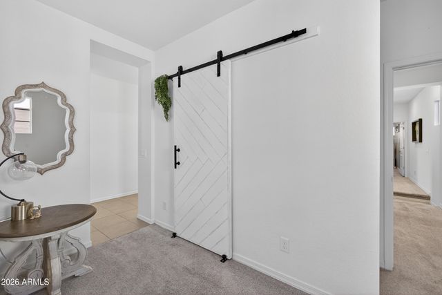 1568 E SHANNON Street, Gilbert, AZ 85295