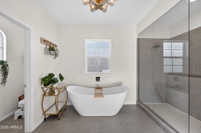 1568 E SHANNON Street, Gilbert, AZ 85295