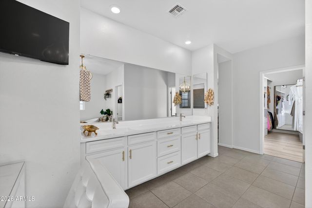 1568 E SHANNON Street, Gilbert, AZ 85295