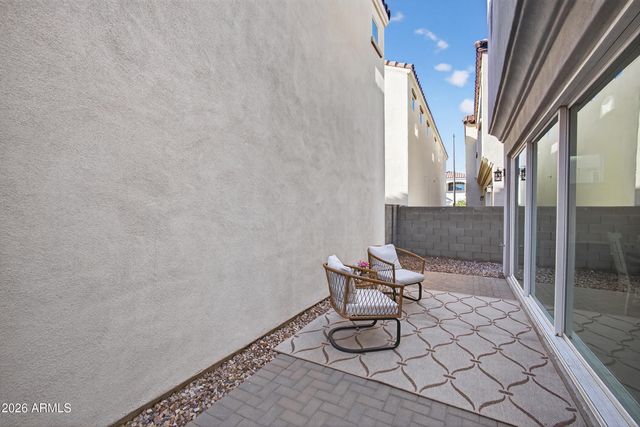 1568 E SHANNON Street, Gilbert, AZ 85295