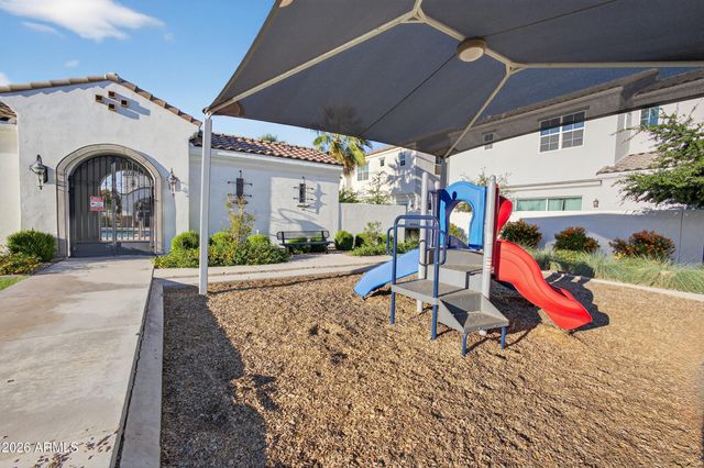 1568 E SHANNON Street, Gilbert, AZ 85295