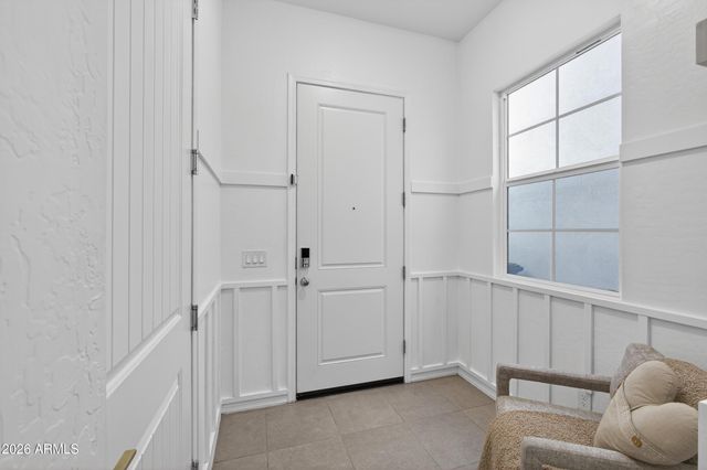 1568 E SHANNON Street, Gilbert, AZ 85295