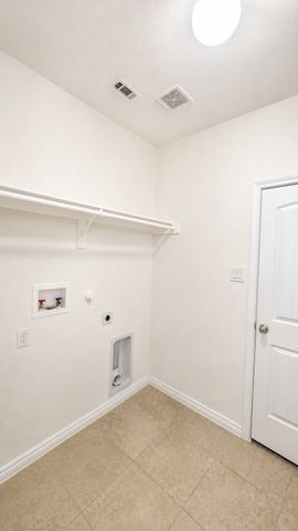 1201 Goffin Drive, Desoto, TX 75115