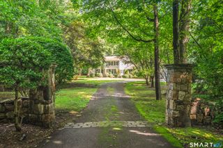 523 Brookside Road, New Canaan, CT 06840