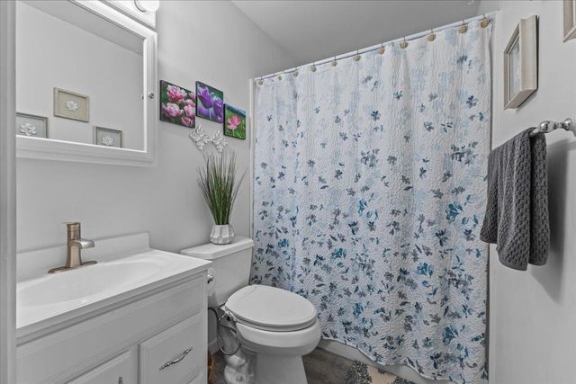 104 Chelsea Place, Williston, VT 05495