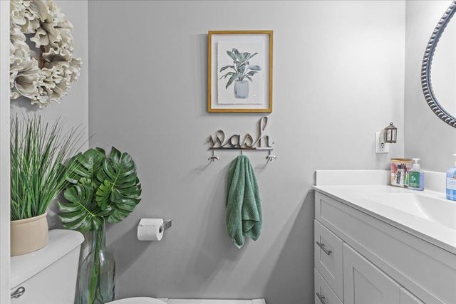 104 Chelsea Place, Williston, VT 05495