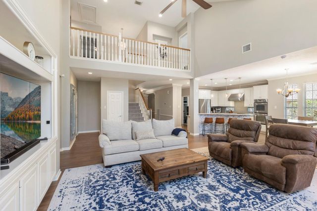 10 Scenic Mill Place, The Woodlands, TX 77382
