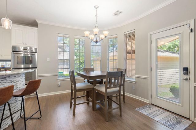 10 Scenic Mill Place, The Woodlands, TX 77382