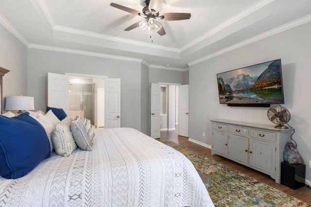 10 Scenic Mill Place, The Woodlands, TX 77382