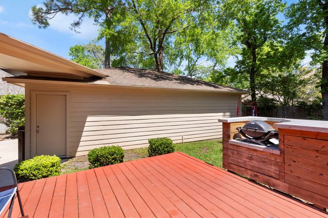 10 Scenic Mill Place, The Woodlands, TX 77382