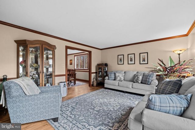 9614 HEATHER GREEN DR, Manassas, VA 20112