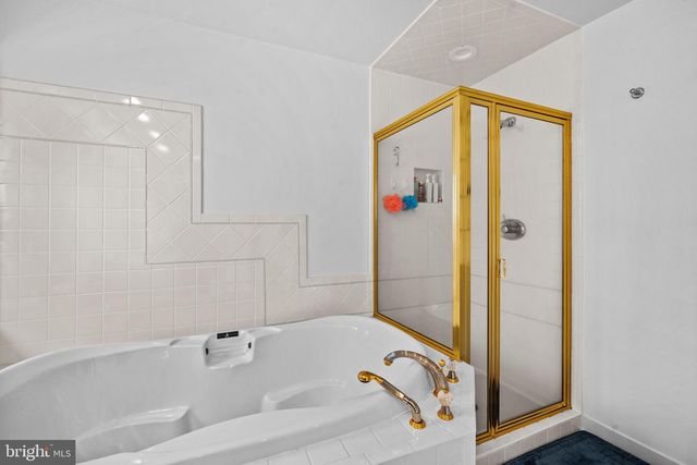 9614 HEATHER GREEN DR, Manassas, VA 20112