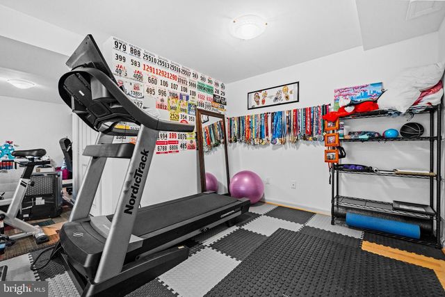 9614 HEATHER GREEN DR, Manassas, VA 20112