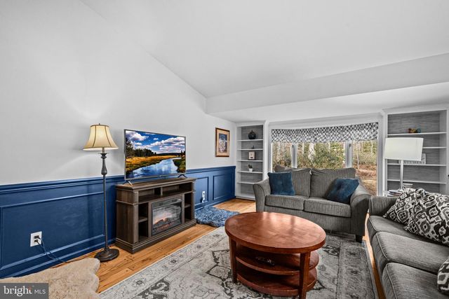 9614 HEATHER GREEN DR, Manassas, VA 20112