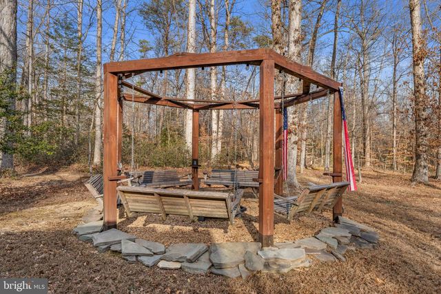 9614 HEATHER GREEN DR, Manassas, VA 20112