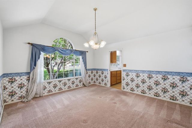 1710 S Homsy Avenue, Fresno, CA 93727