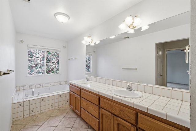 1710 S Homsy Avenue, Fresno, CA 93727