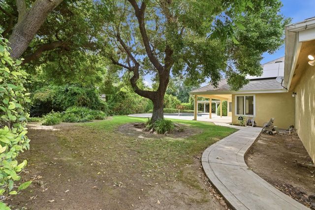 1710 S Homsy Avenue, Fresno, CA 93727