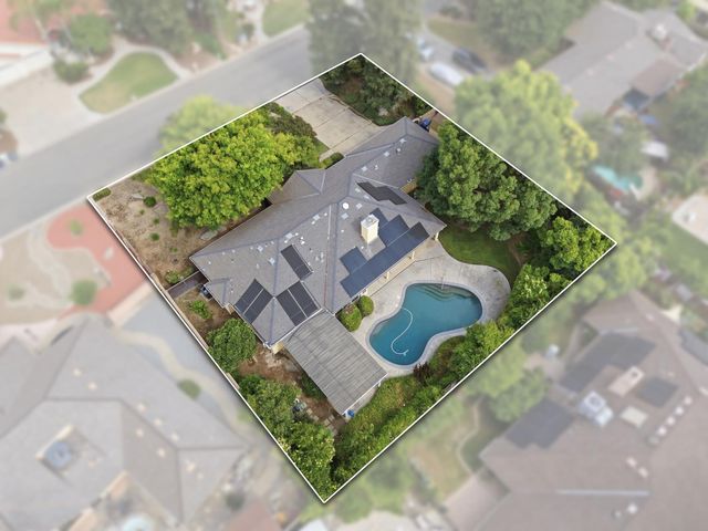 1710 S Homsy Avenue, Fresno, CA 93727