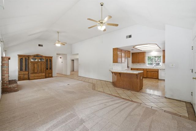 1710 S Homsy Avenue, Fresno, CA 93727