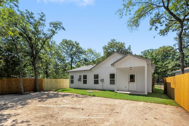 6136 Apache Drive, Mabank, TX 75156