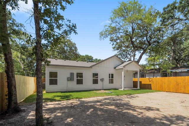 6136 Apache Drive, Mabank, TX 75156