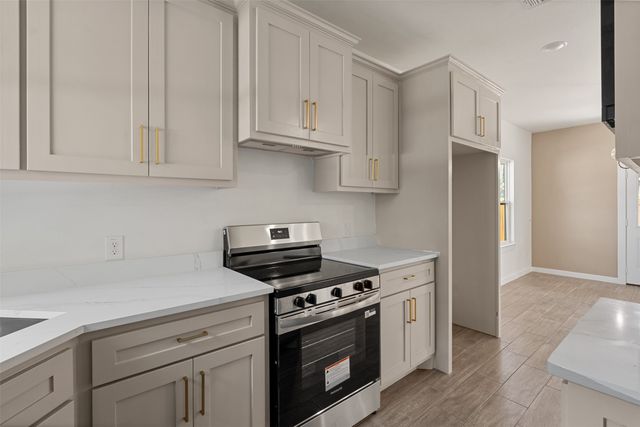 6136 Apache Drive, Mabank, TX 75156