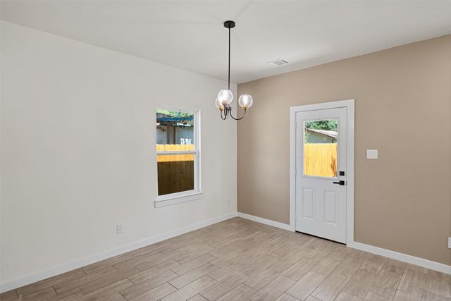 6136 Apache Drive, Mabank, TX 75156