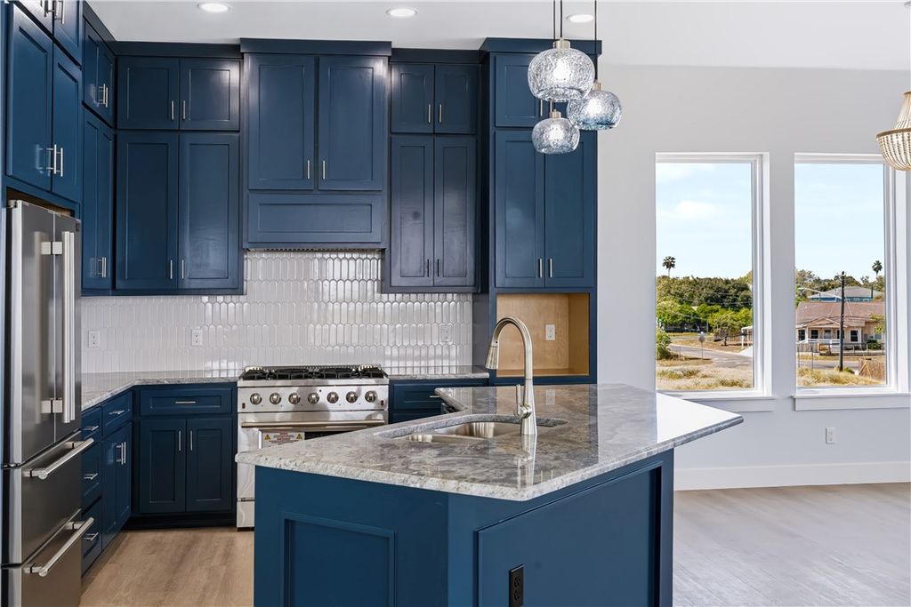 4101 Summit, Corpus Christi, TX 78418 — photo 5
