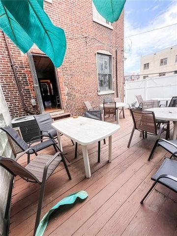 1208 5th Ave, Downtown Pgh, PA 15219