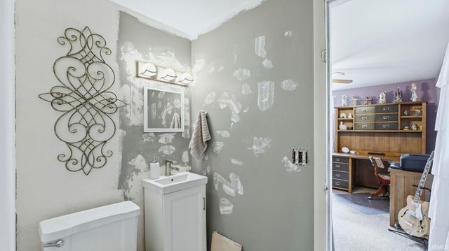 10290 S State Road 9, Columbia City, IN 46725